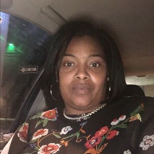 Meet your Posher, Karona